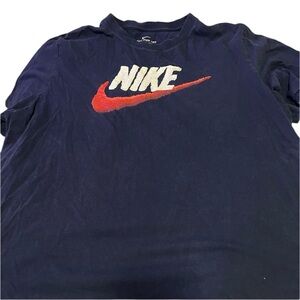 NIKE T-SHIRT SIZE XL! Fuzzy Nike Sign !